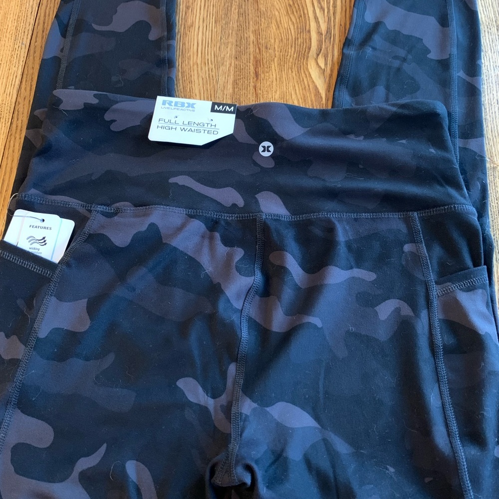 Active Wear, women’s medium/medium length